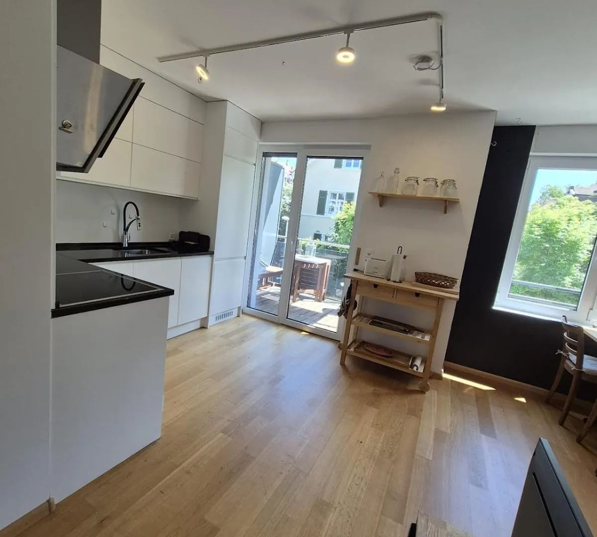 Baseliving Apartment 5 - 2 Grosse Balkone - Bahnhof Sbb